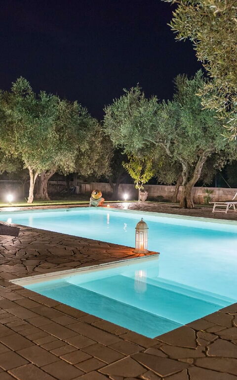Villa Safiria: Outdoor, Pool