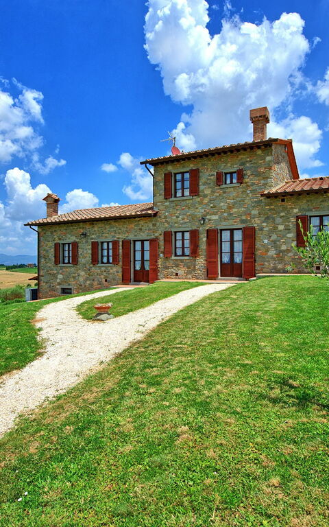 Villa Farneta: Building Exterior, Garden