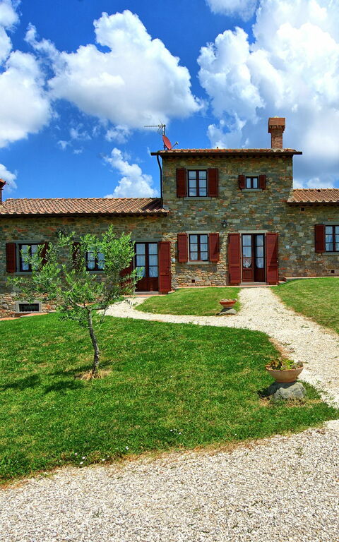 Villa Farneta: Building Exterior, Garden