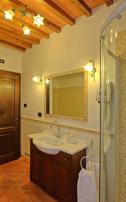 Villa Farneta: Bathroom