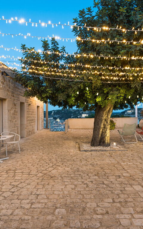 Villa Luna: Balcony / Terrace / Patio, Building Exterior, Outdoor