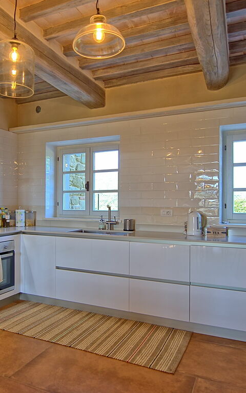 Villa Giacomo: Dining Room, Kitchen