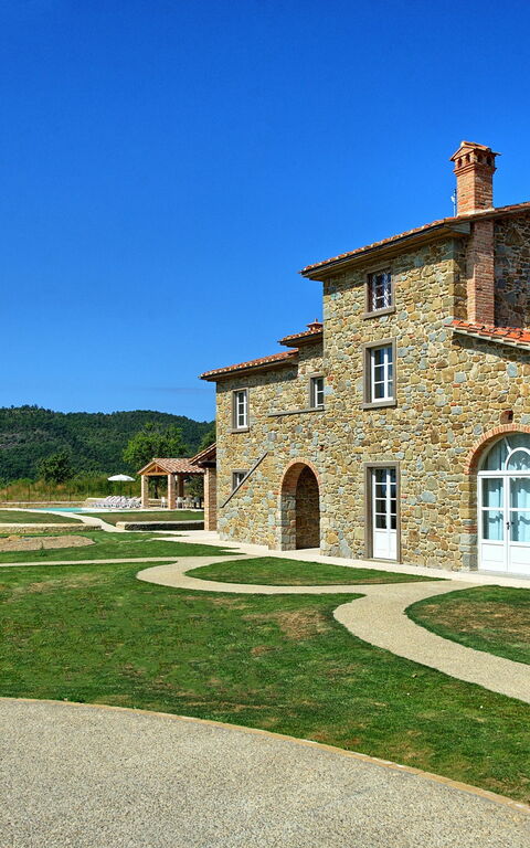 Villa Giacomo: Building Exterior, Garden