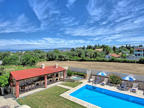 Acharavi Beach Villa