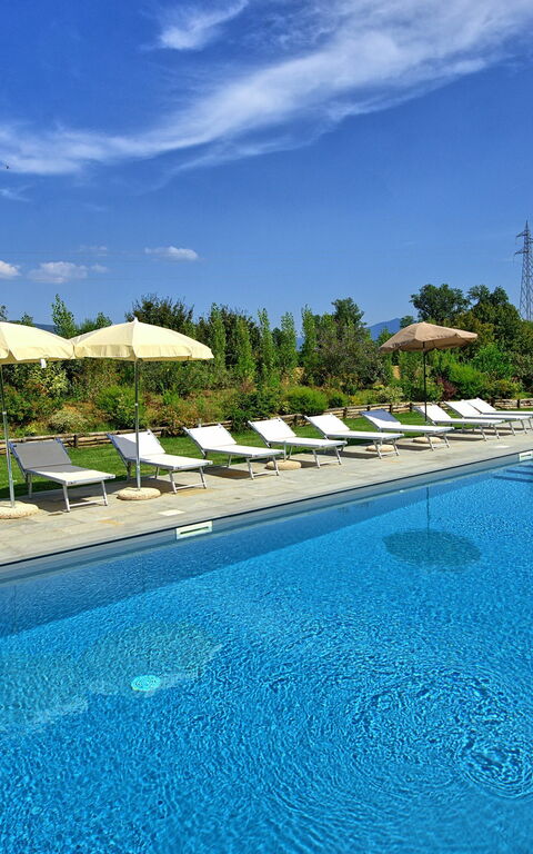 Villa Cangeli: Outdoor, Pool