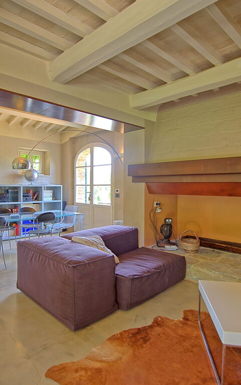 Villa Edo: Living Room