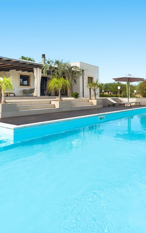 Villa Mara: Outdoor, Pool
