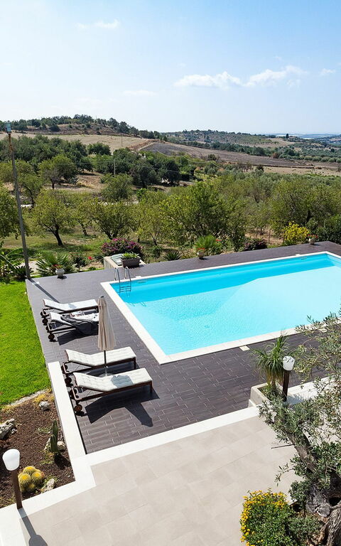 Villa Mara: Garden, Outdoor, Pool, Scenic View