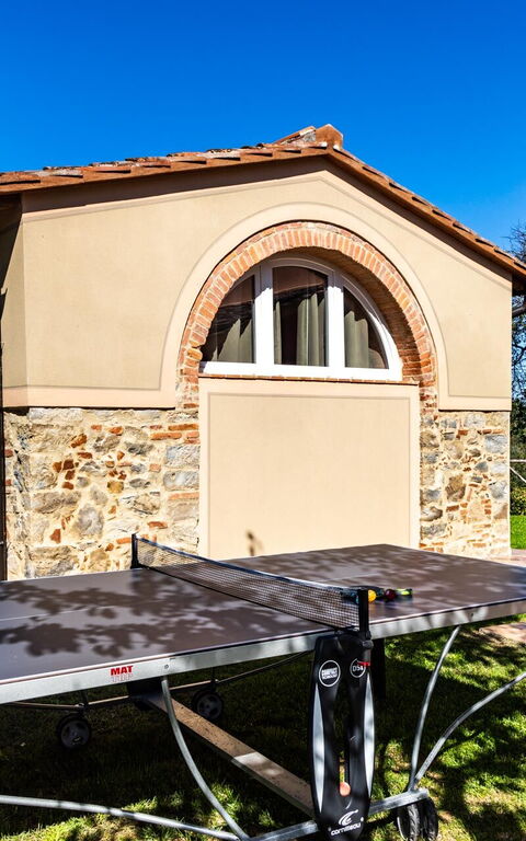 Villa Bonriposo: Building Exterior, Garden, Outdoor