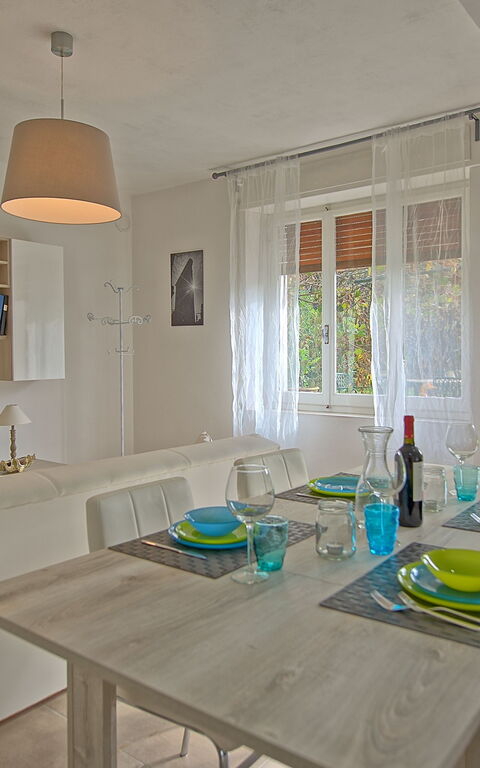 Casa Al Bosco: Dining Room, Living Room