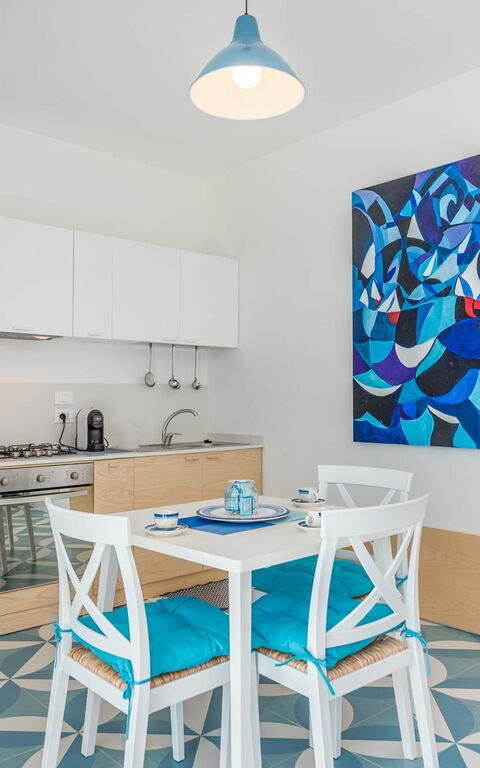 Villa Infinity: Dining Room, Kitchen, Living Room