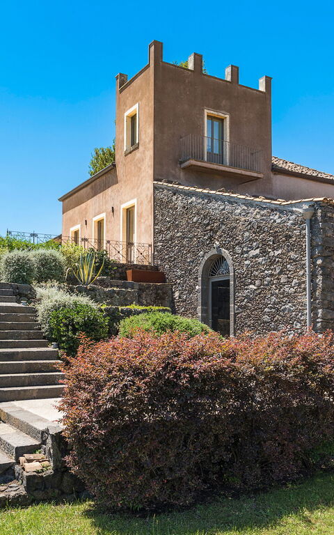 Villa Torre Etnea: Building Exterior, Garden, Outdoor