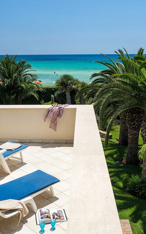 Villa La Plage: Balcony / Terrace / Patio