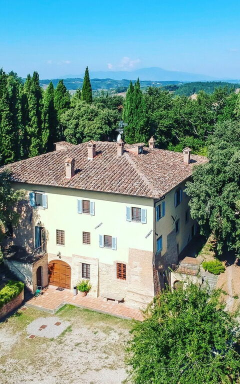 Moriolo: Building Exterior, Garden, Scenic View