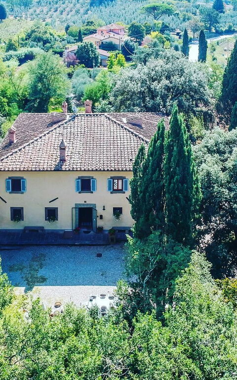 Moriolo: Building Exterior, Garden