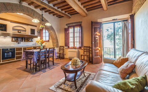 Accommodation Smeraldo: Dining Room, Kitchen, Living Room