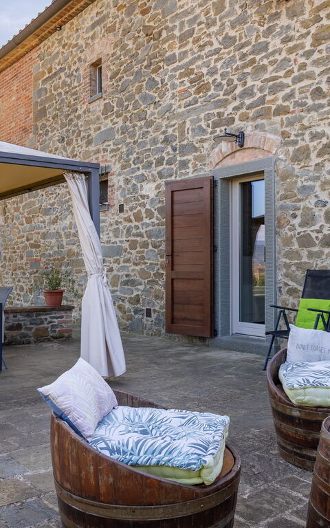 Villa Dei Vini: Balcony / Terrace / Patio, Building Exterior, Outdoor