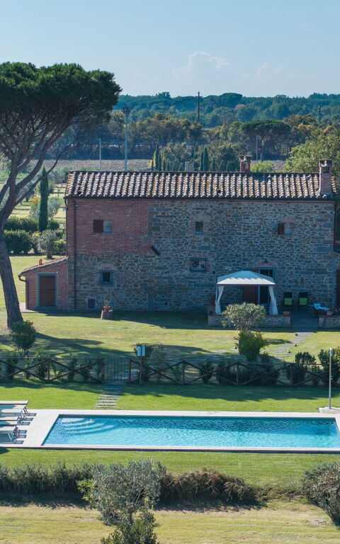 Villa Dei Vini: Building Exterior, Outdoor, Pool, Scenic View