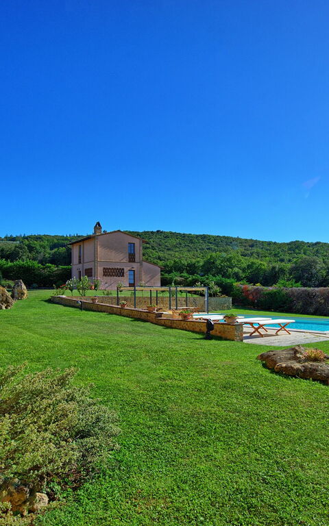 Villa Il Caggio: Building Exterior, Garden, Main Entrance, Outdoor, Pool, Scenic View