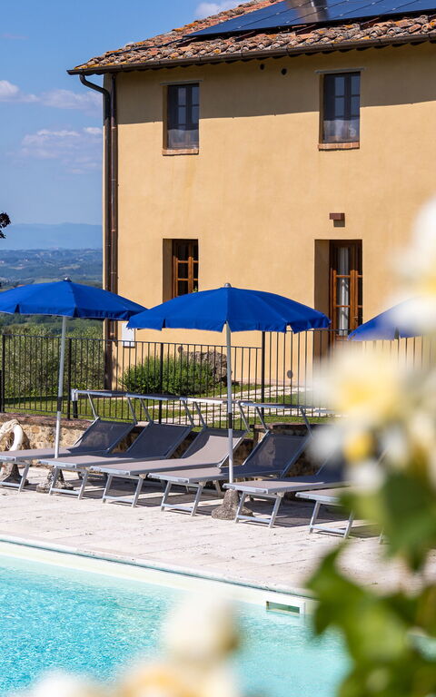 Villa Il Caggio: Building Exterior, Outdoor, Pool