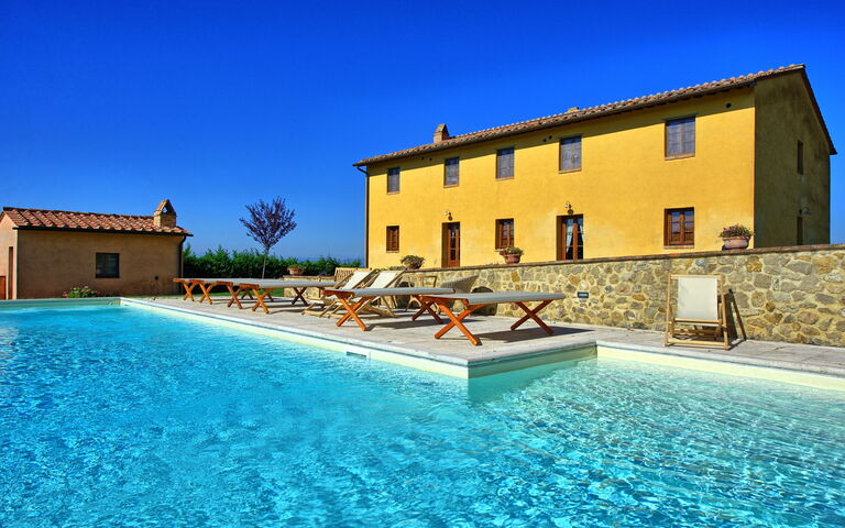 Villa Il Caggio: Building Exterior, Main Entrance, Outdoor, Pool