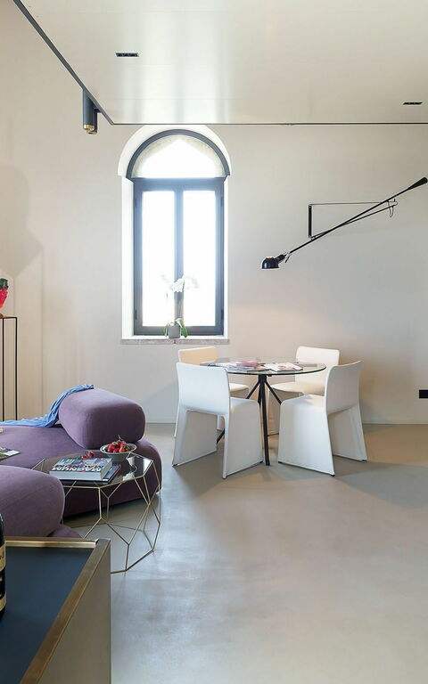 Torre Isola Bella: Dining Room, Living Room