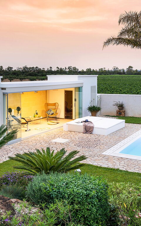 Villa Pietra Del Sole: Building Exterior, Garden, Outdoor, Pool