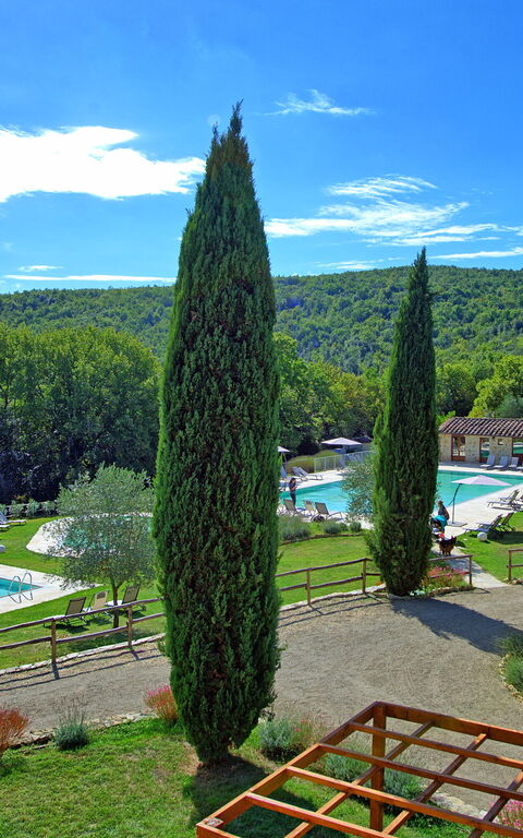 Borgo Mulignone: Garden, Pool