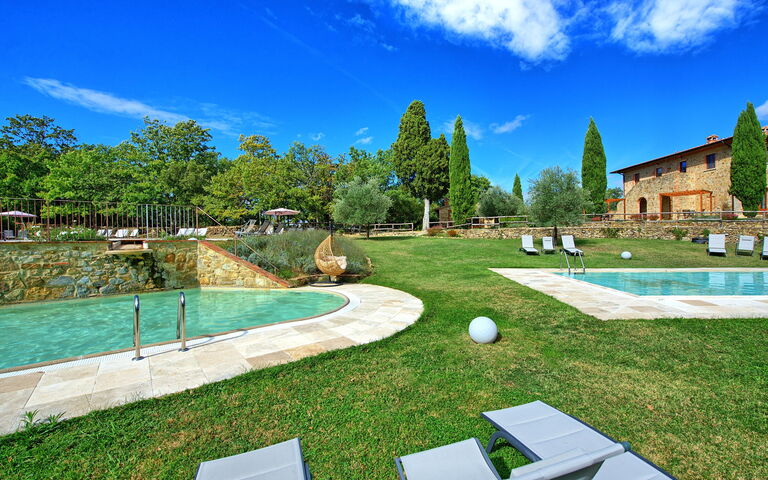 Borgo Mulignone: Garden, Pool