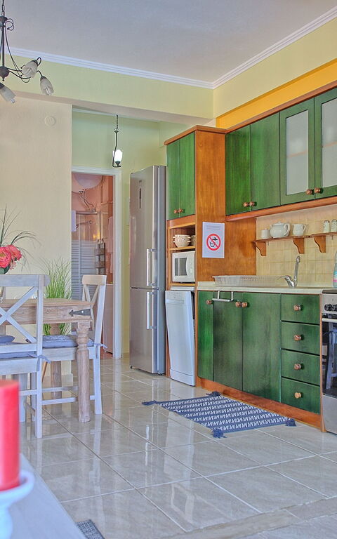 Beachfront Villa Rania: Dining Room, Kitchen, Living Room