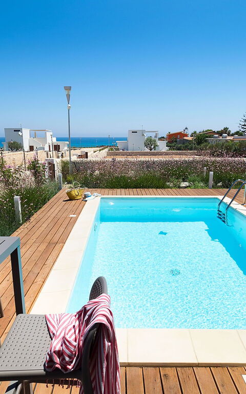 Villa San Lorenzo Palma: Outdoor, Pool