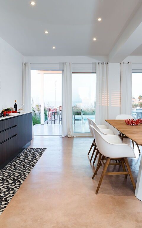 Villa San Lorenzo Palma: Dining Room, Kitchen, Living Room