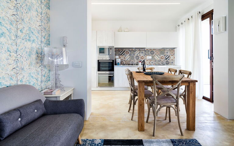 Villa San Lorenzo Lavanda: Dining Room, Kitchen, Living Room