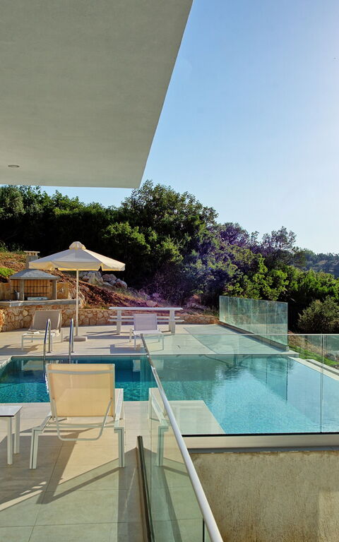 Villa Arete: Outdoor, Pool