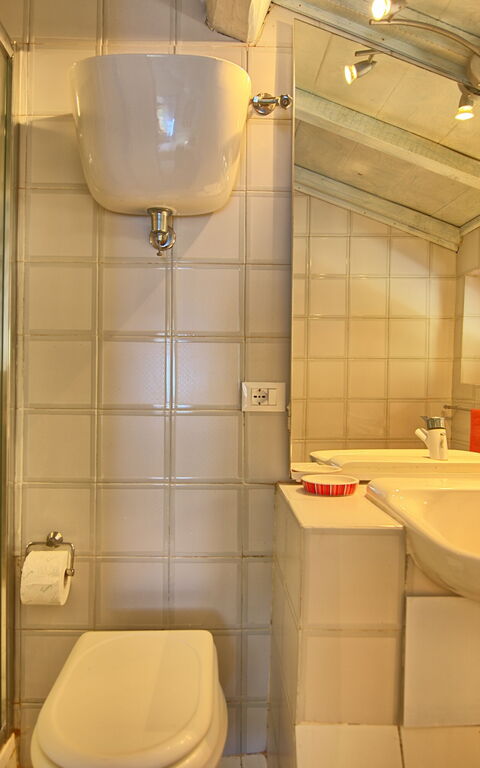 Casa Fioraie: Bathroom