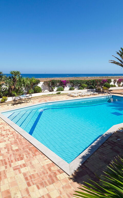 Villa Cala Mancina: Outdoor, Pool