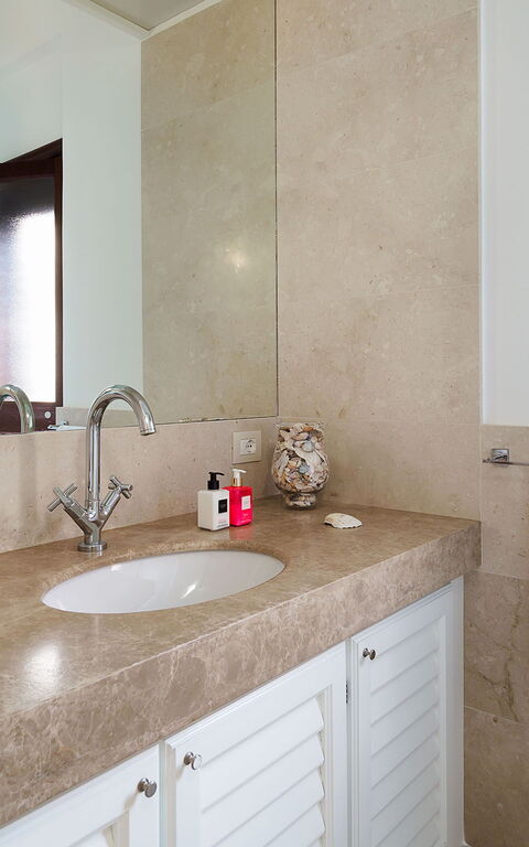 Villa Cala Mancina: Bathroom