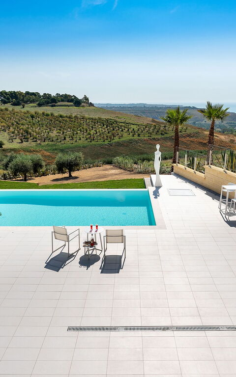 Villa Camemi: Outdoor, Pool, Scenic View, Summer
