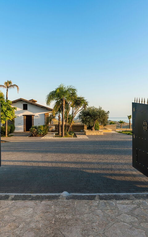 Villa Camemi: Outdoor, Summer