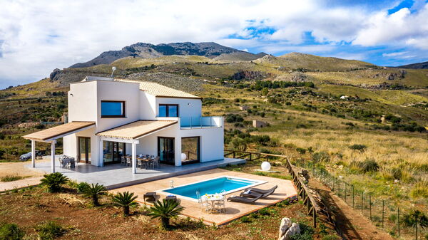 Villa Livreri: Scenic View