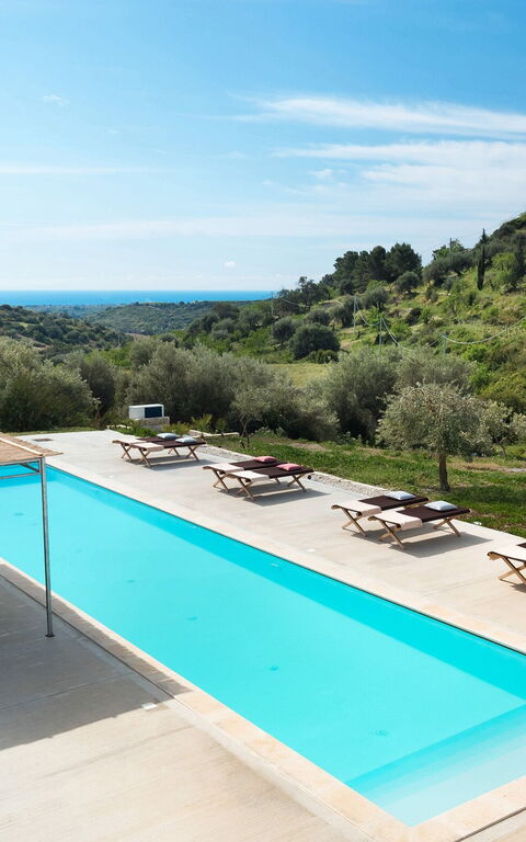 Villa Contra: Outdoor, Pool