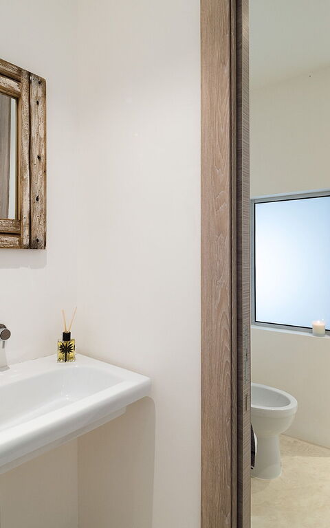 Villa Contra: Bathroom