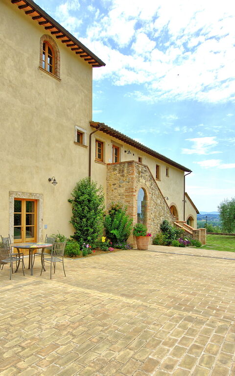 Villa Le Buche: Building Exterior, Garden