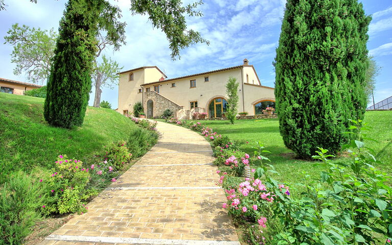 Villa Le Buche: Building Exterior, Garden, Outdoor