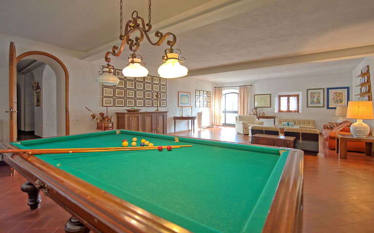 Villa Sorbaiano: Activities, Living Room