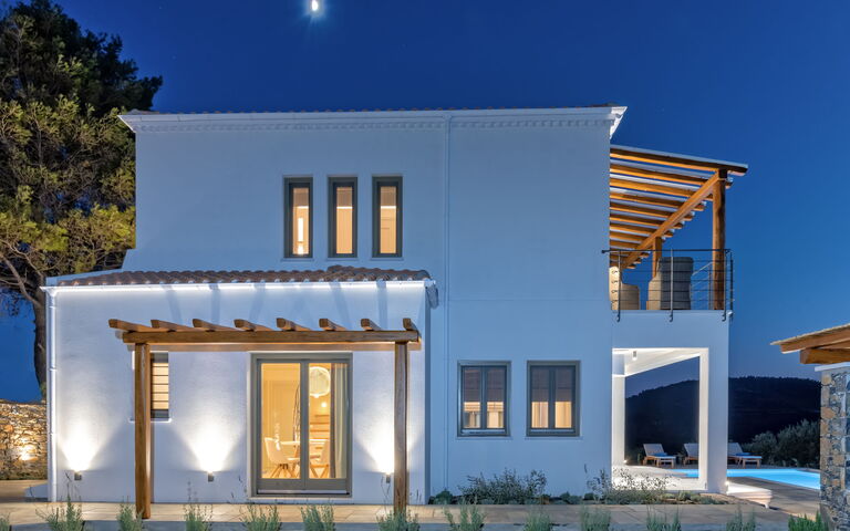 Villa Lyra: Building Exterior, Outdoor