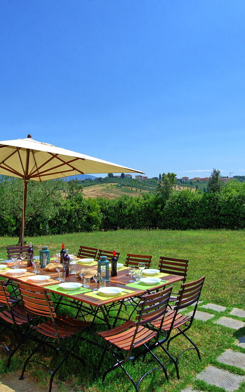 Nicola: Garden, Scenic View