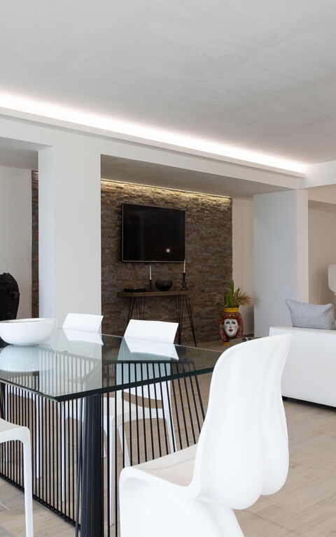 Villa Annalisa: Dining Room, Living Room