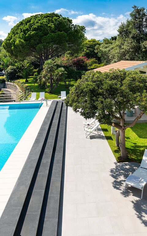 Villa Isabella: Garden, Pool