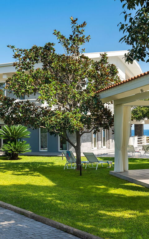 Villa Isabella: Garden